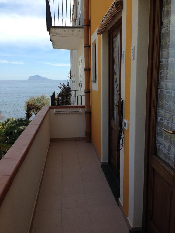 B&B La Goletta Di Salina Санта Марина Салина Екстериор снимка
