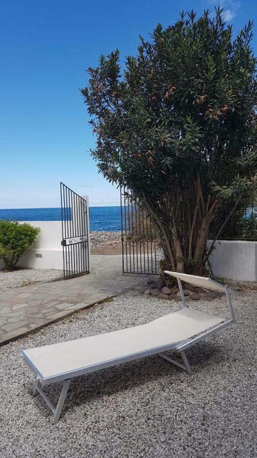 B&B La Goletta Di Salina Санта Марина Салина Екстериор снимка