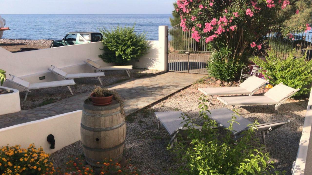 B&B La Goletta Di Salina Санта Марина Салина Екстериор снимка